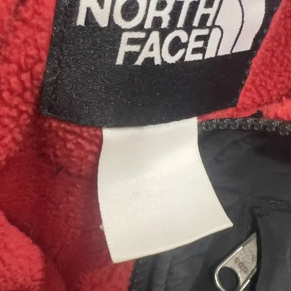 The North Face TNF Red 1995 Retro Denali Fleece Jacket Mens Size Small Full Zip